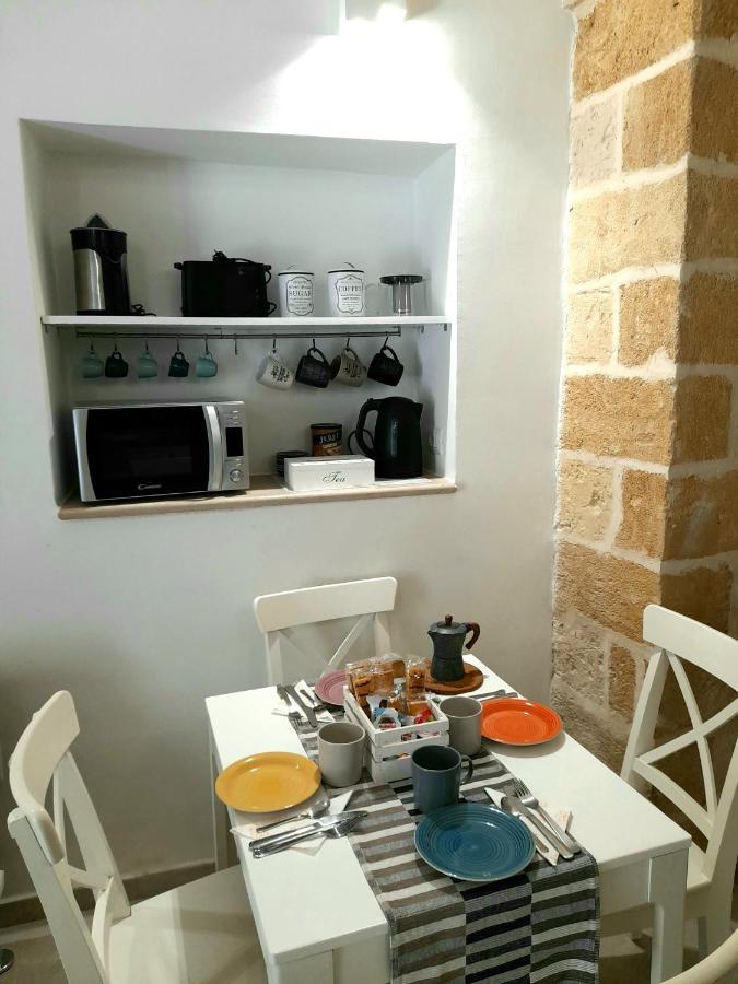 Casa Mima: Locazione Turistica Nel Centro Storico Apartman Brindisi Kültér fotó